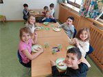 Kinder+beim+Essen